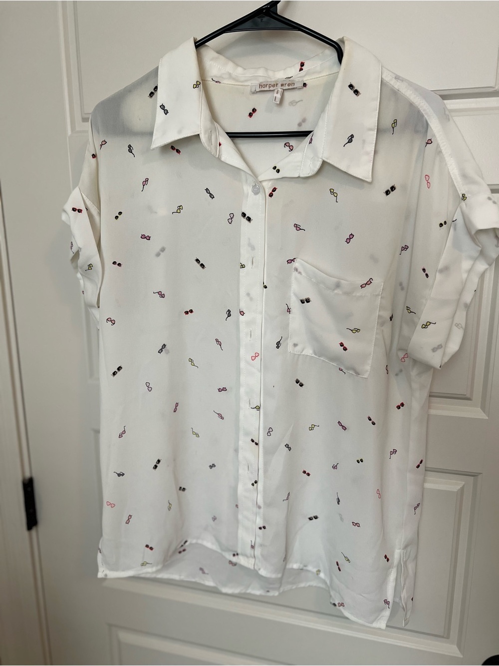 Harper Wren Cream Blouse with Multicolored Sunglasses Print